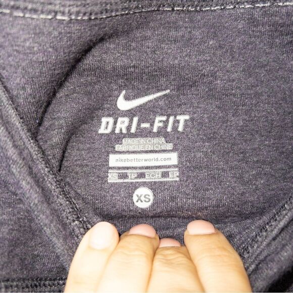 Nike Gray Cropped Dri-Fit Athleisure Leggings Size XS - Picture 3 of 5